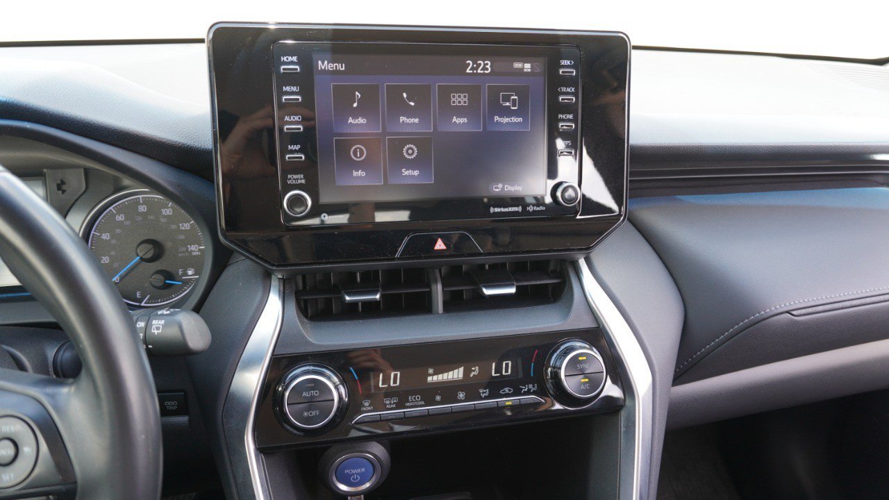 Used 2021 Toyota Venza LE w/ Carpet Mat Package (TMS) AWD/4WD image 17