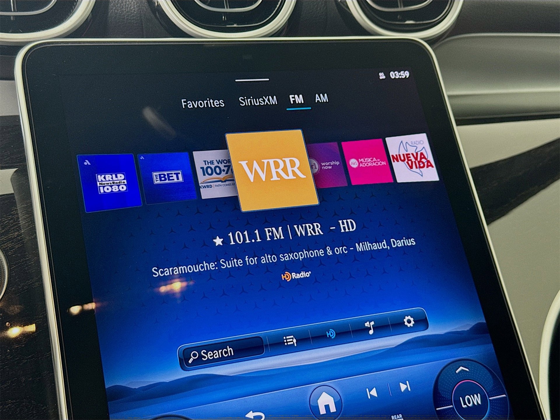 Certified 2025 Mercedes-Benz GLC 300 image 15