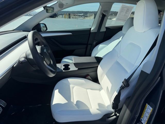 Used 2023 Tesla Model Y Performance image 9