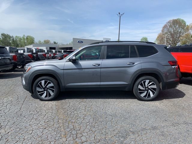 Used 2025 Volkswagen Atlas SE FWD image 5