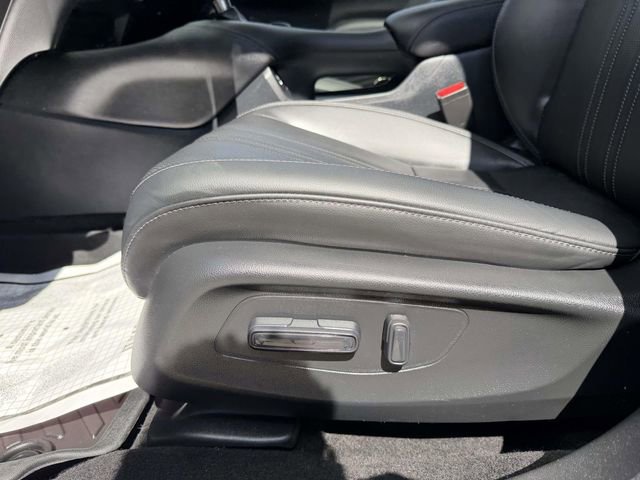 Used 2024 Honda HR-V EX-L image 16