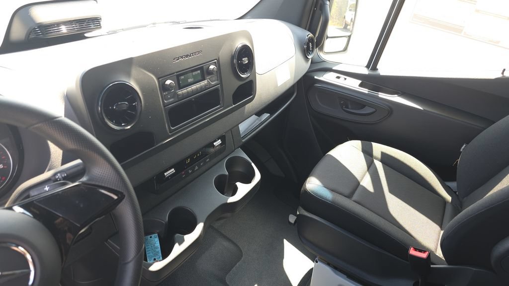 New 2026 Mercedes-Benz Sprinter 2500 image 20