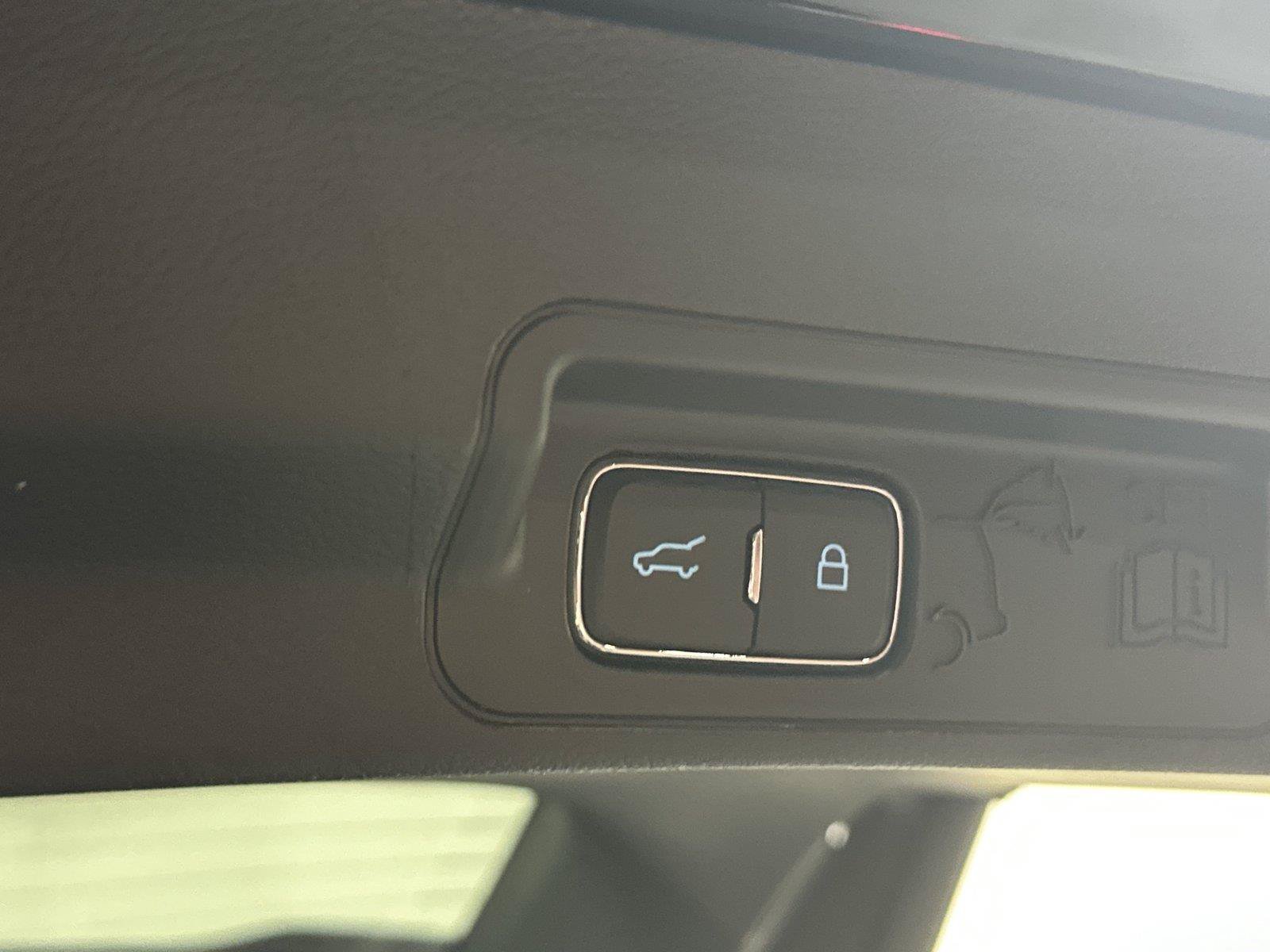 New 2026 Ford Explorer Tremor w/ Tremor Ultimate Package AWD/4WD image 19