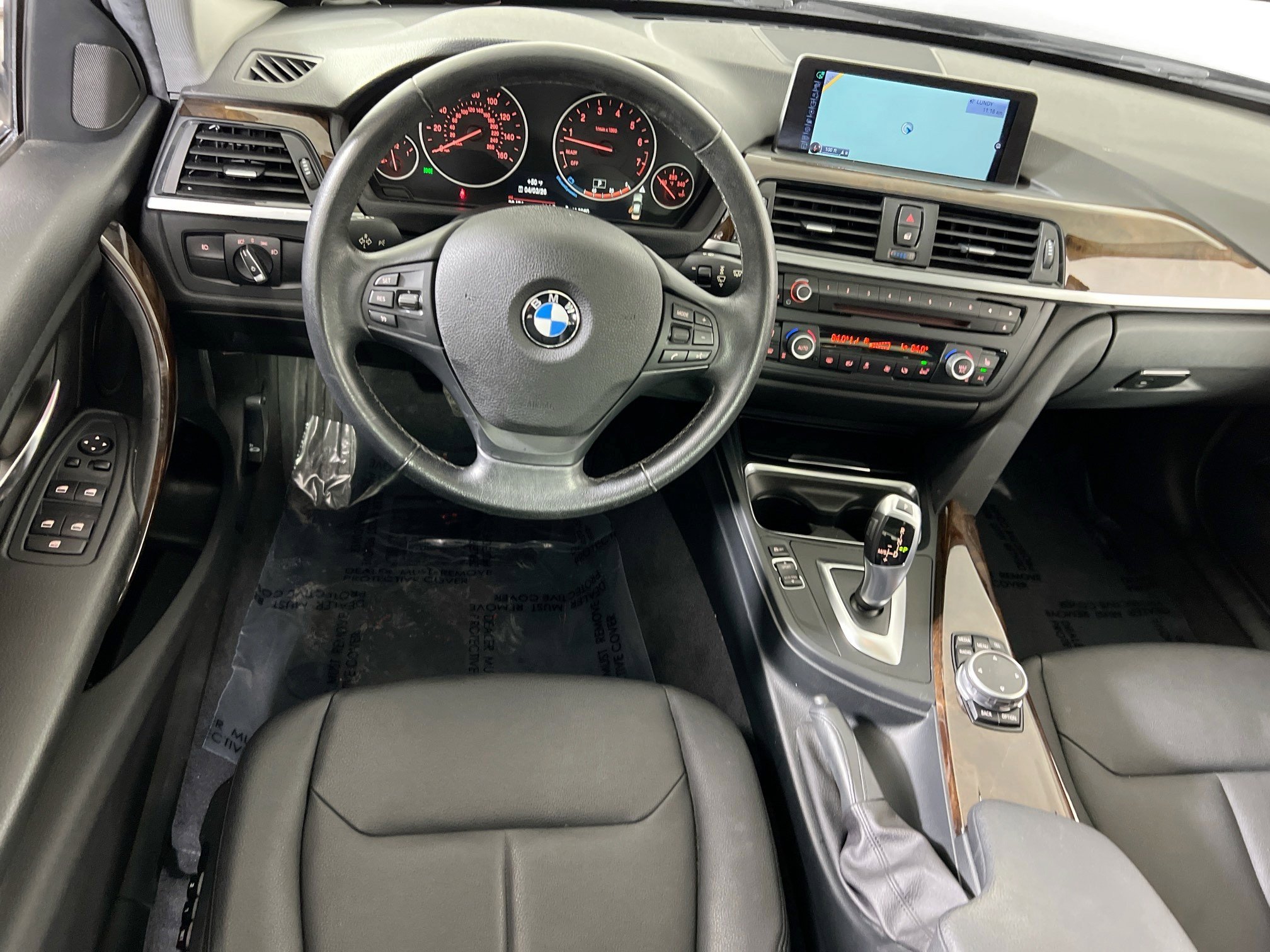 Used 2015 BMW 320i xDrive Sedan image 22