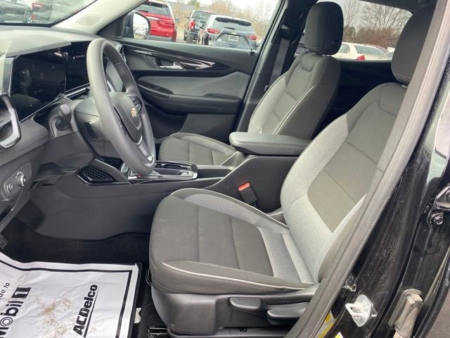 Certified 2025 Chevrolet TrailBlazer LT FWD image 13