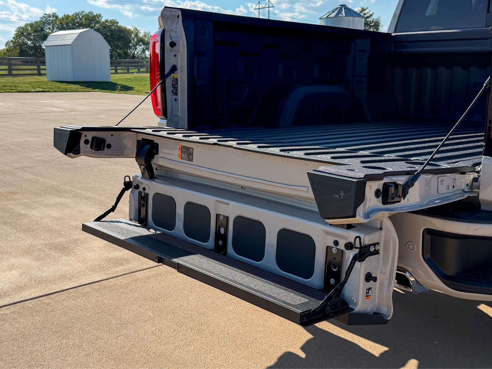 New 2026 GMC Sierra 1500 AT4 w/ AT4 Premium Package image 8