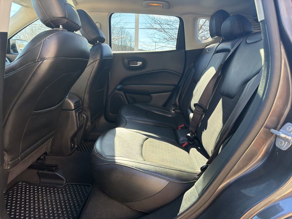 Used 2020 Jeep Compass Latitude w/ Cold Weather Group image 17