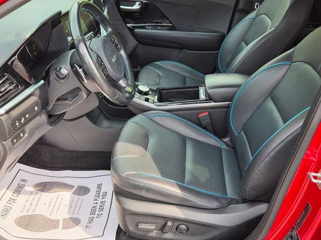 Used 2022 Kia Niro EX Premium w/ Cold Weather Package FWD image 10