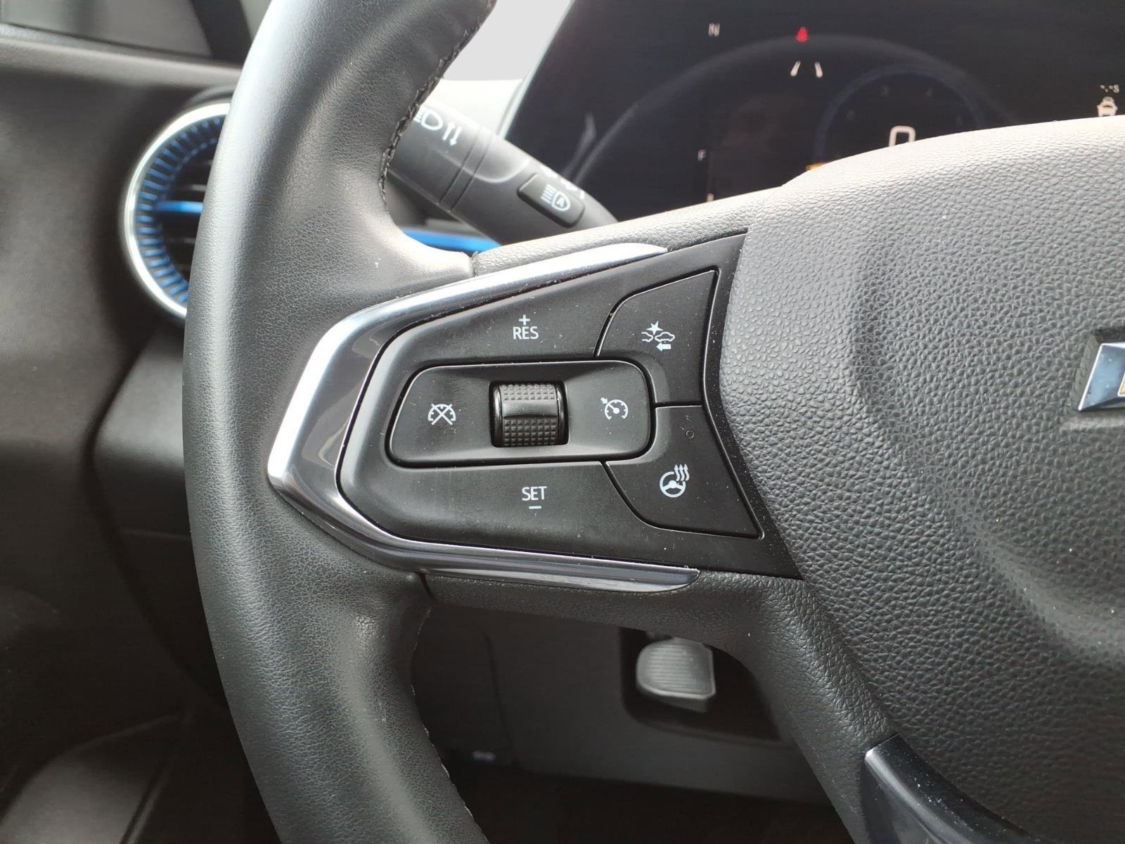 Certified 2025 Chevrolet Trax LT w/ LT Convenience Package image 24