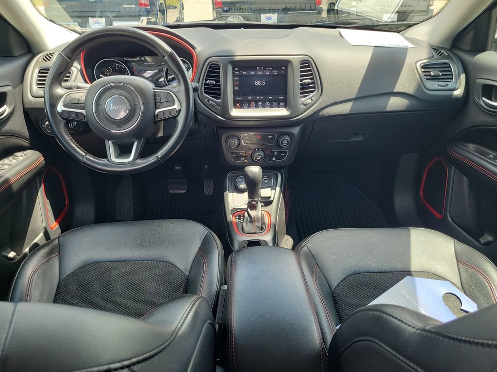 Used 2020 Jeep Compass Trailhawk w/ Cold Weather Group AWD/4WD image 14
