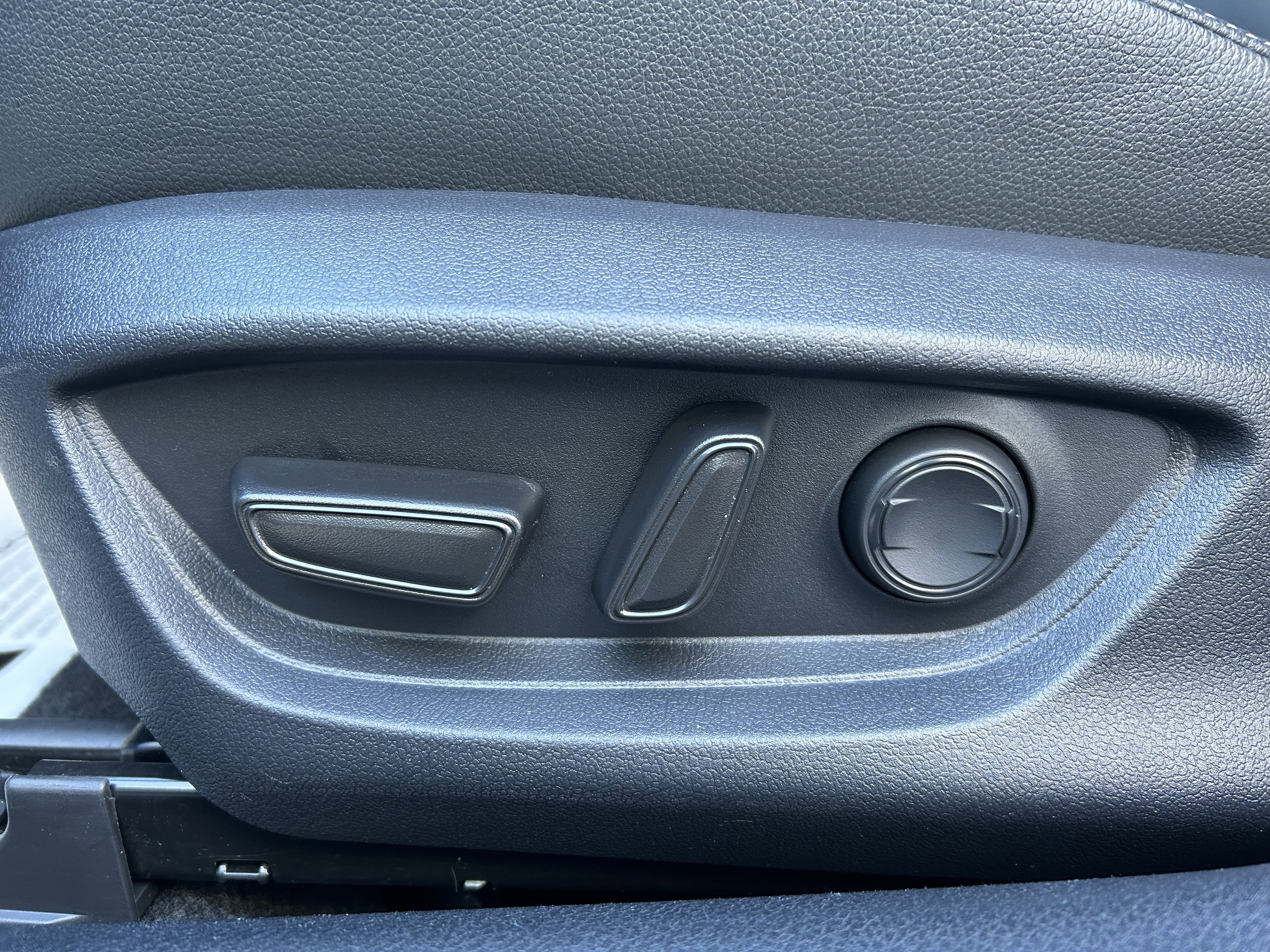 Certified 2025 Toyota Camry SE image 15