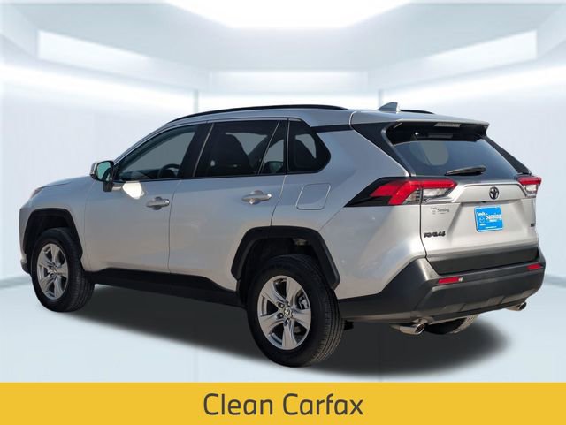 Used 2025 Toyota RAV4 XLE w/ Convenience Package FWD image 4