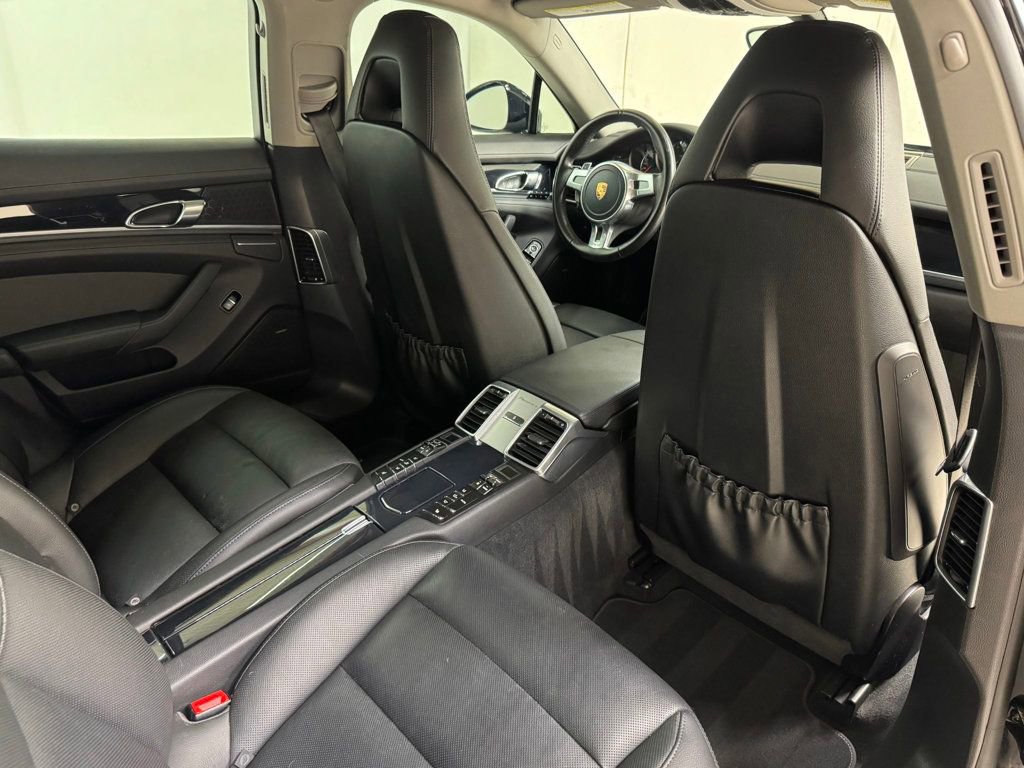 Used 2016 Porsche Panamera Edition image 32