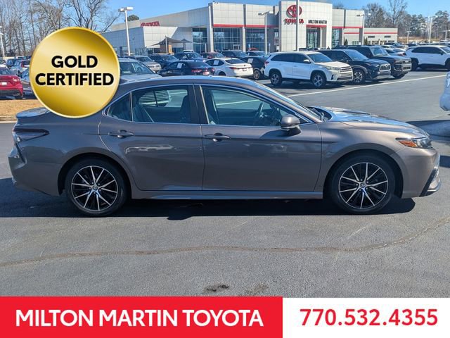Certified 2024 Toyota Camry SE image 3