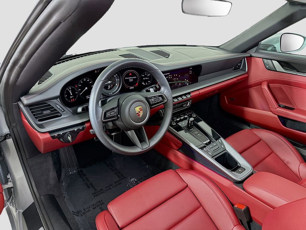 Certified 2024 Porsche 911 Targa 4 AWD/4WD image 4