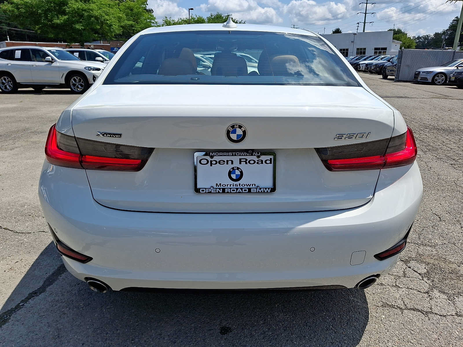 Used 2021 BMW 330i xDrive Sedan AWD/4WD image 5