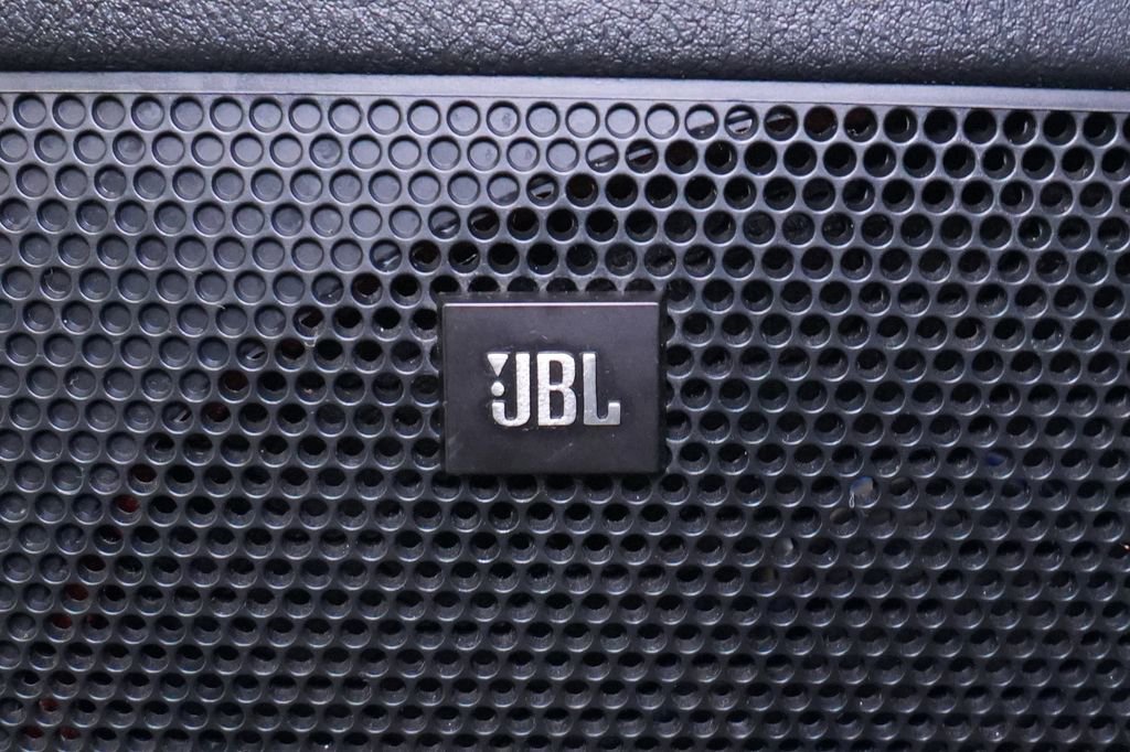 Used 2012 Toyota Tundra Limited w/ Memory Pkg image 20