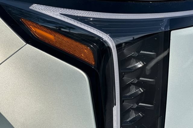 New 2026 Kia Carnival EX FWD image 33