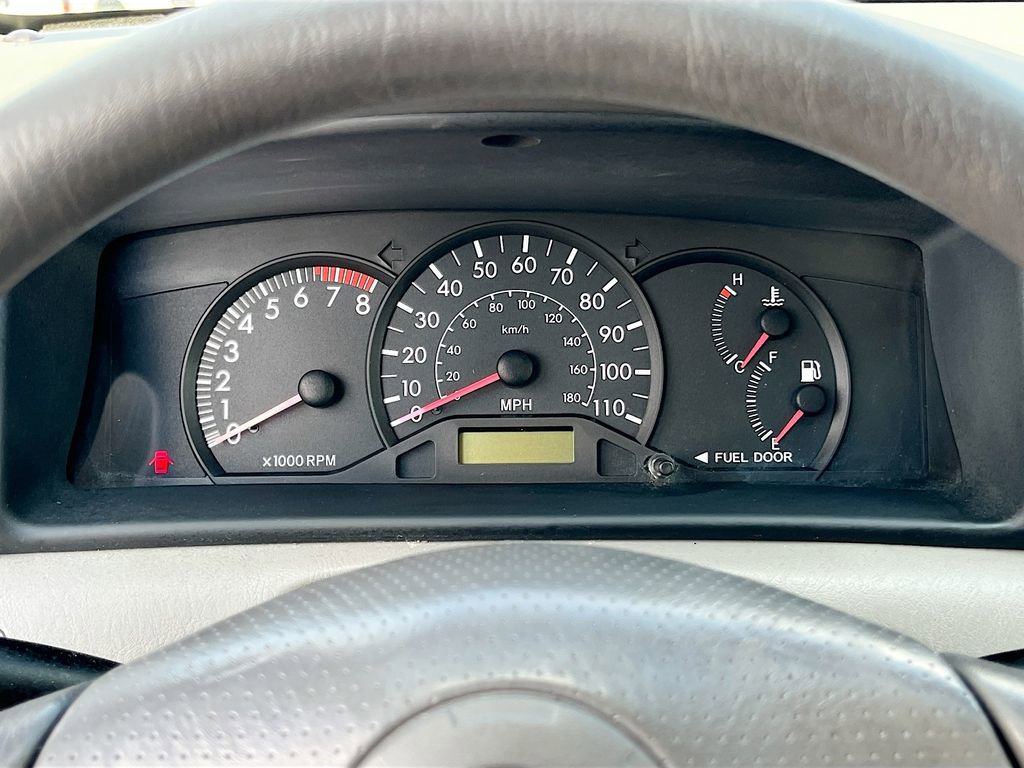 Used 2004 Toyota Corolla LE image 12