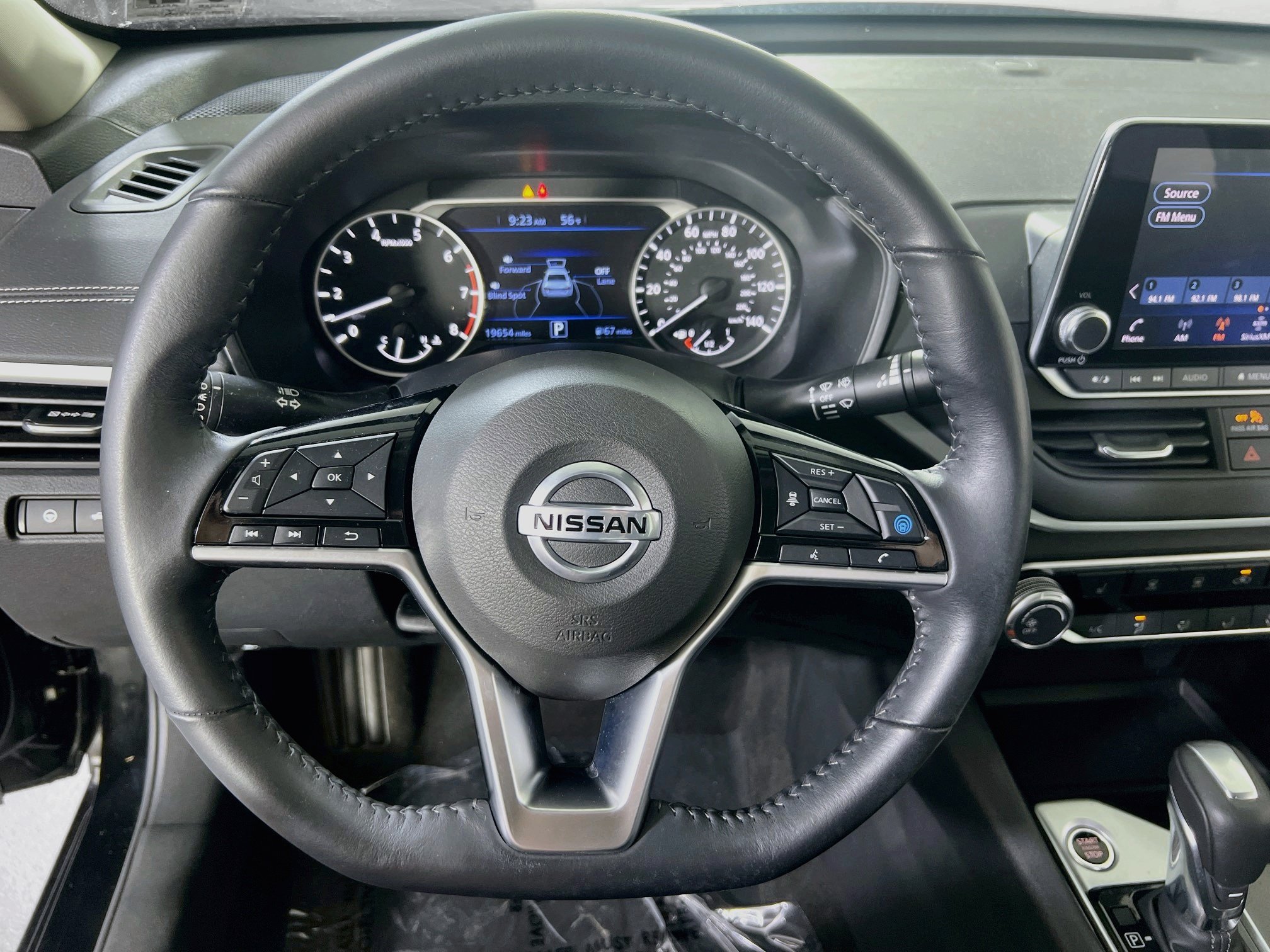 Used 2022 Nissan Altima 2.5 SV w/ SV Premium Package FWD image 11