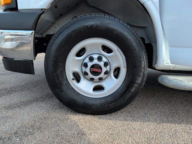 Used 2024 GMC Savana 2500 w/ Driver Convenience Package image 28