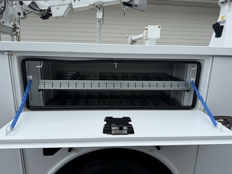 Used 2021 Ford F550 4x4 Regular Cab Super Duty image 34
