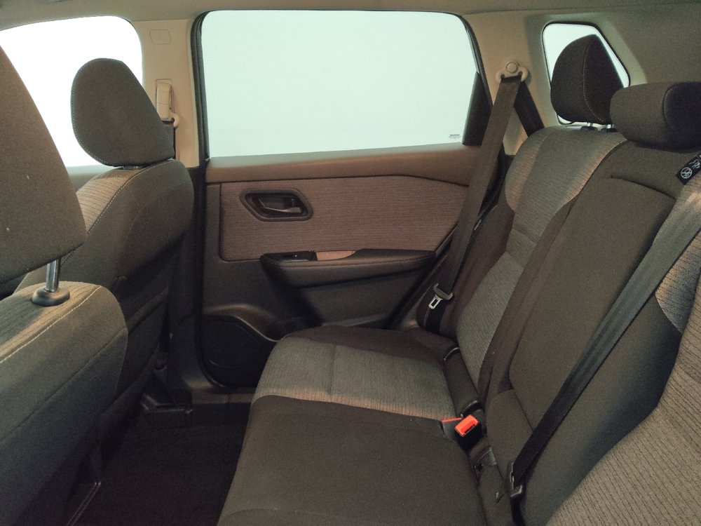 Used 2022 Nissan Rogue S AWD/4WD image 18