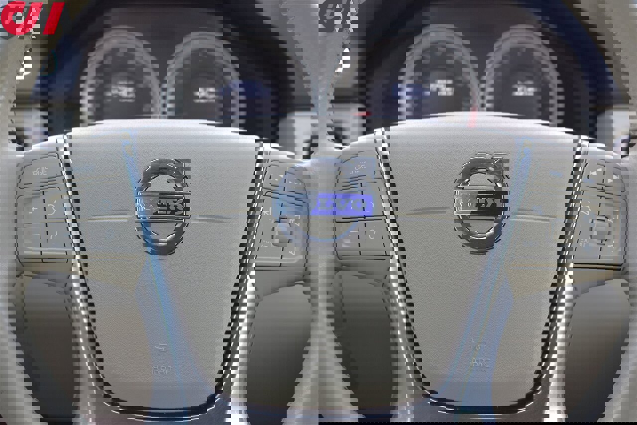 Used 2013 Volvo XC70 T6 image 15