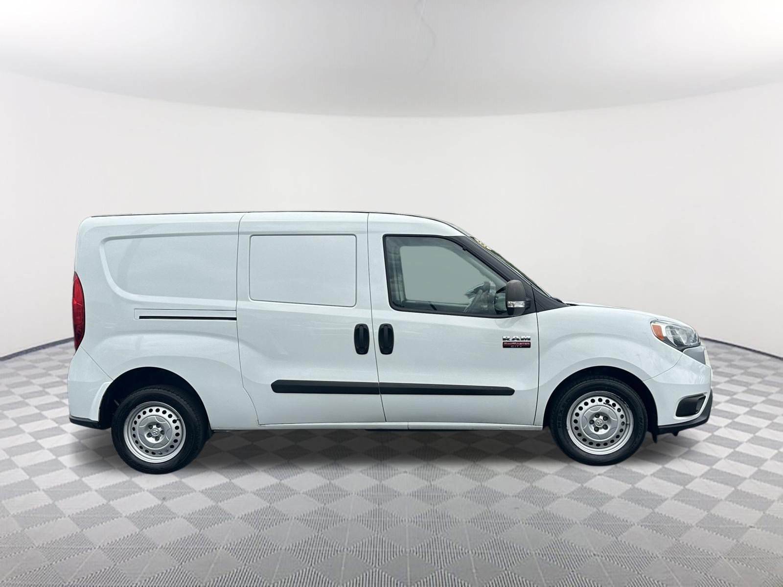 Used 2022 RAM ProMaster City Tradesman FWD image 4