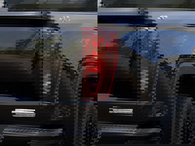 New 2026 GMC Sierra 1500 Elevation w/ Elevation Select Package AWD/4WD image 11