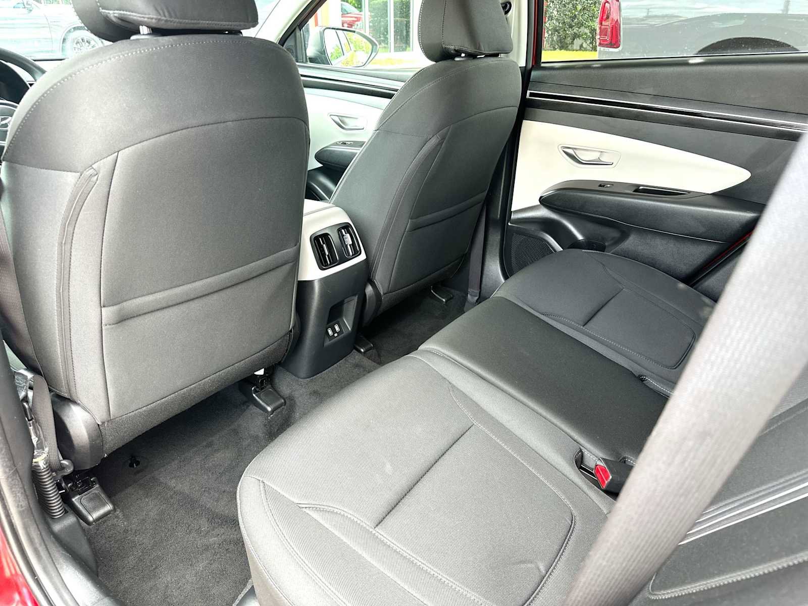 Used 2024 Hyundai Tucson SEL FWD image 24