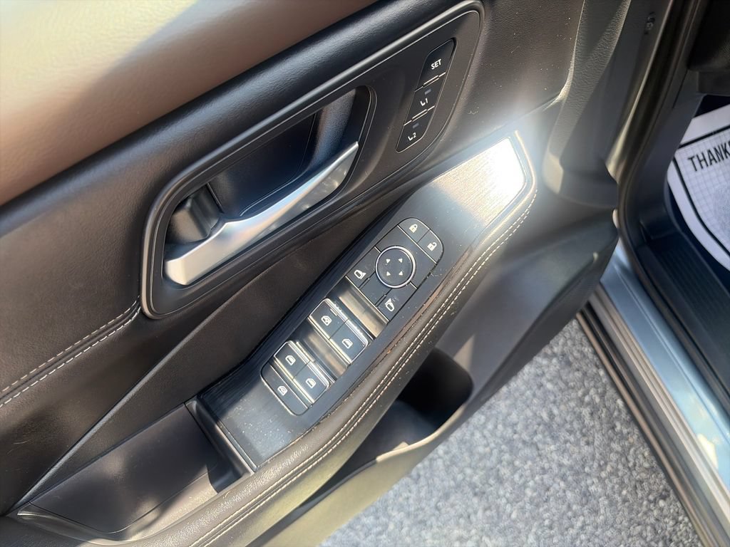 Used 2022 Nissan Rogue SL w/ SL Premium Package AWD/4WD image 12