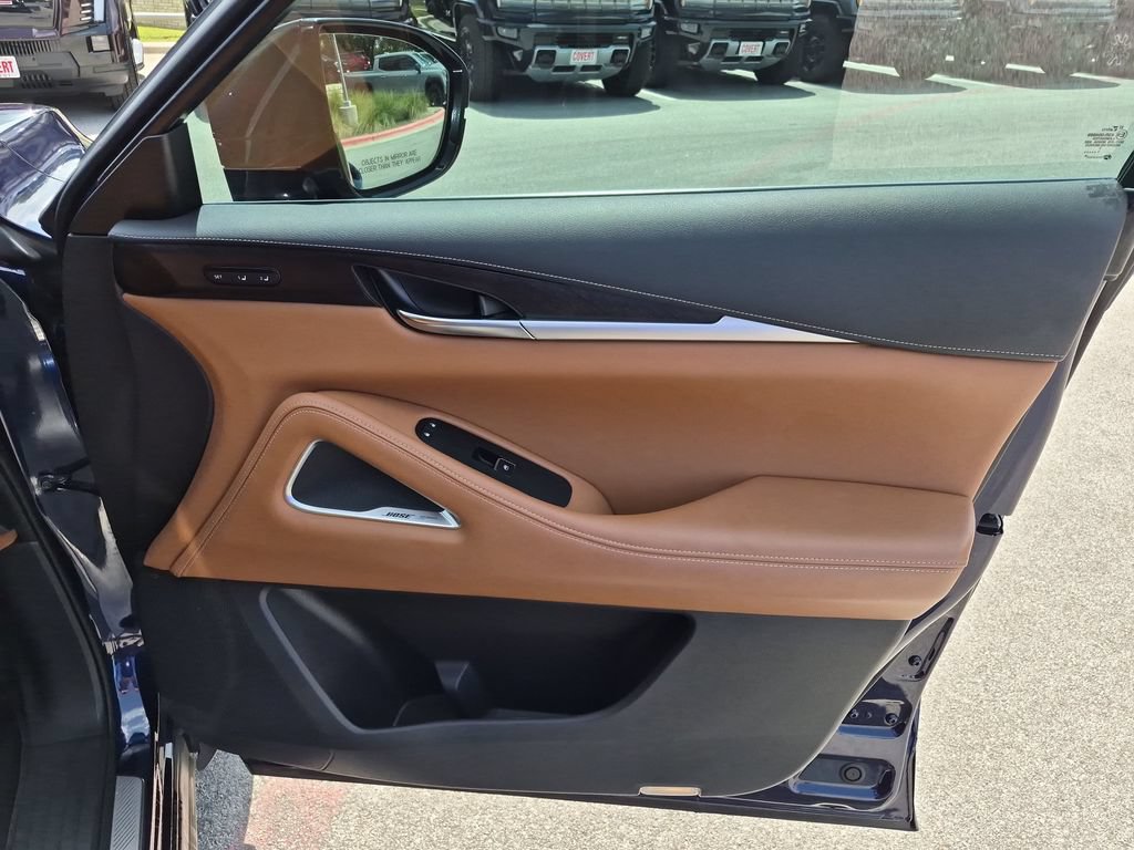 Used 2022 INFINITI QX60 Sensory w/ Cargo Package AWD/4WD image 37