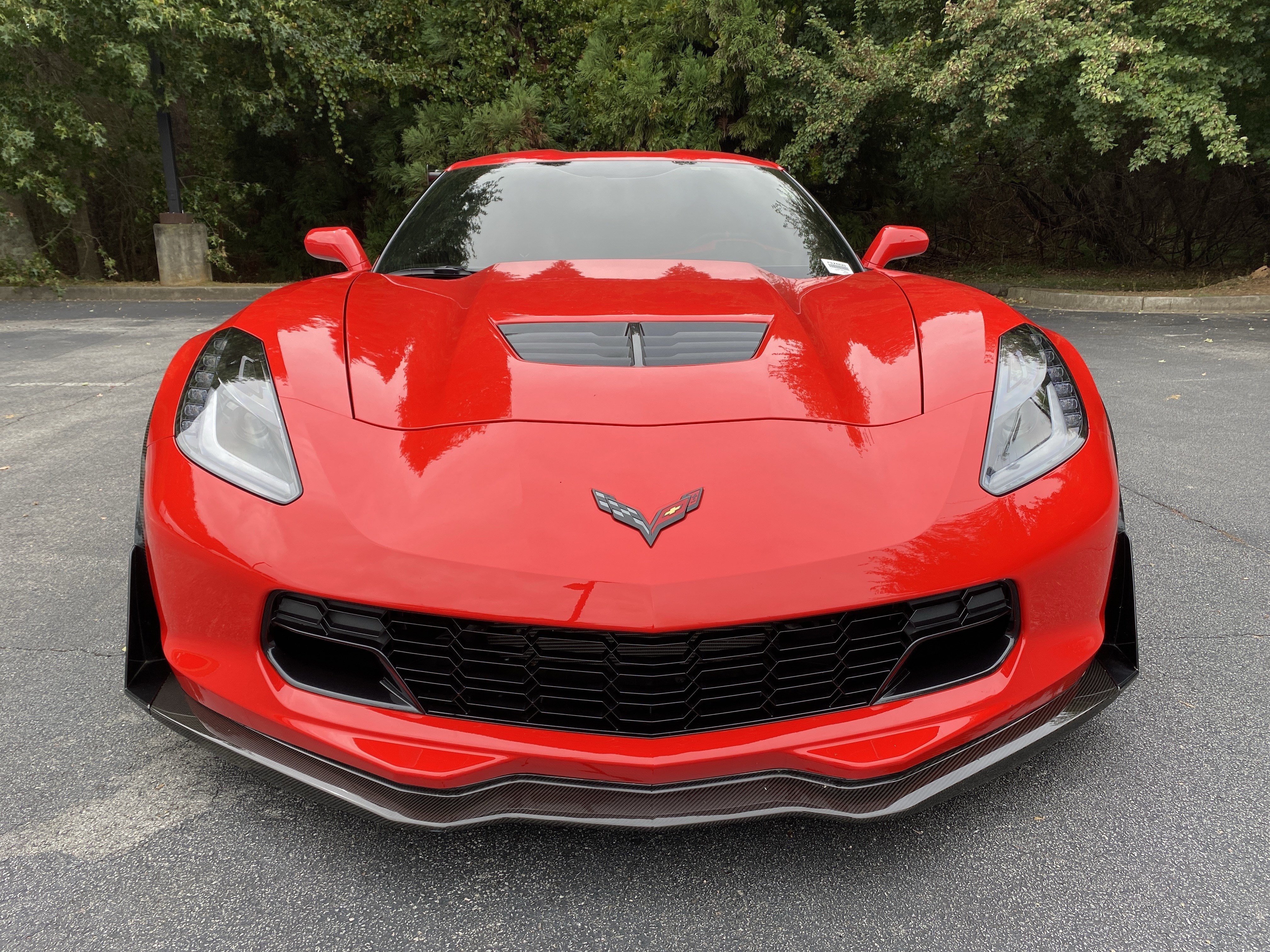 Used 2015 Chevrolet Corvette Z06 w/ 3LZ Preferred Equipment Group RWD image 3