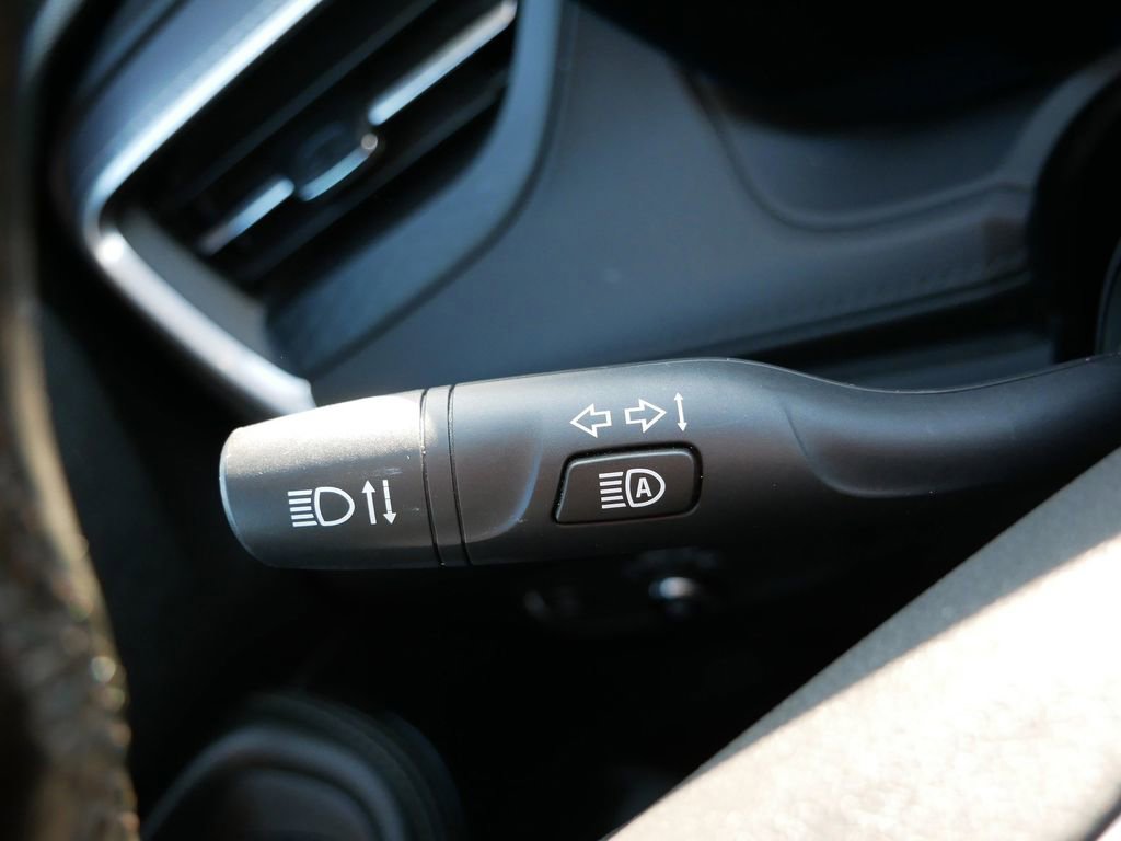 Used 2024 Buick Encore GX Sport Touring w/ Comfort Package FWD image 33