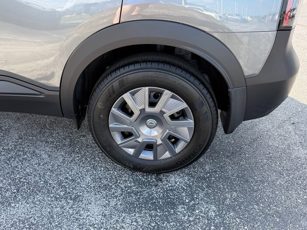 New 2026 Nissan Kicks S FWD image 36