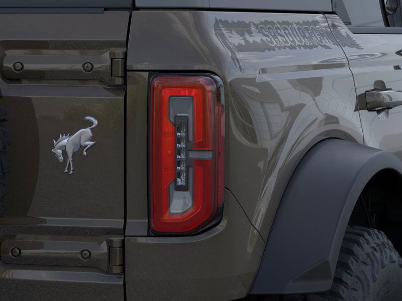 New 2025 Ford Bronco Outer Banks w/ Sasquatch Package AWD/4WD image 23
