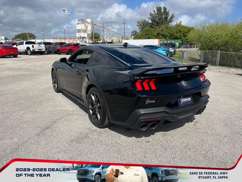 Used 2024 Ford Mustang Dark Horse image 5