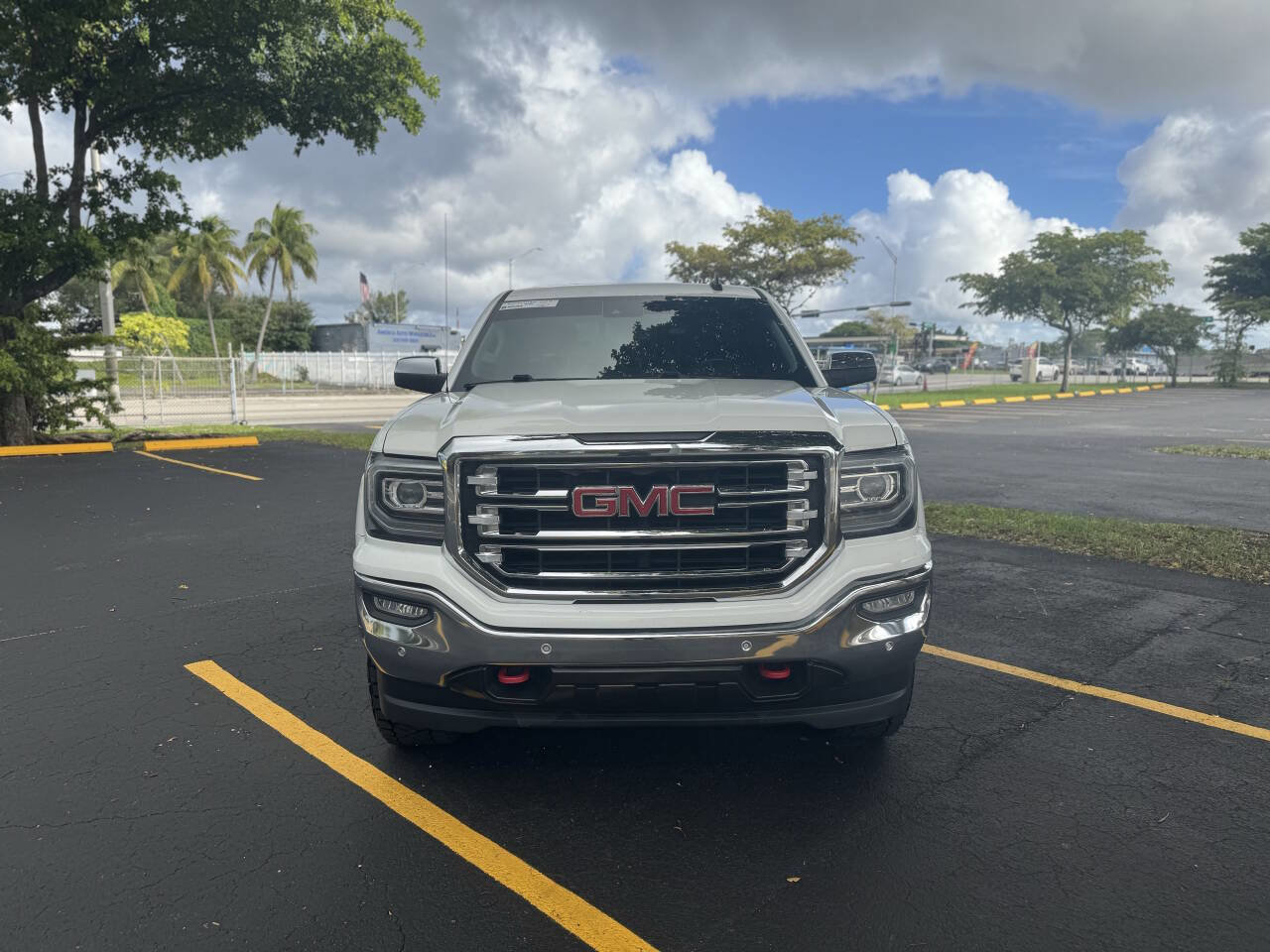 Used 2017 GMC Sierra 1500 SLT