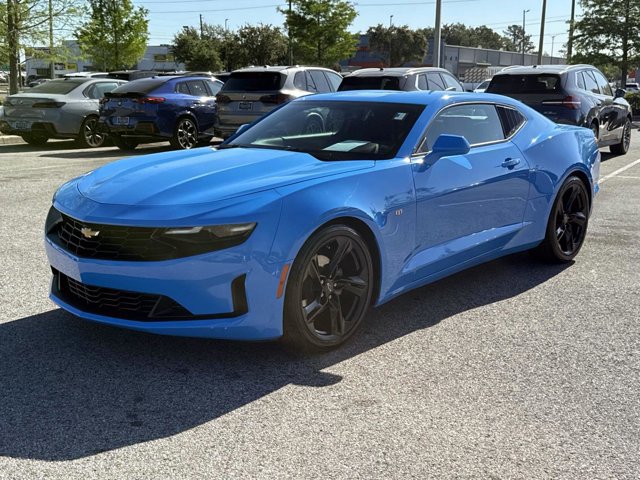 Used 2022 Chevrolet Camaro LT w/ Technology Package RWD image 7
