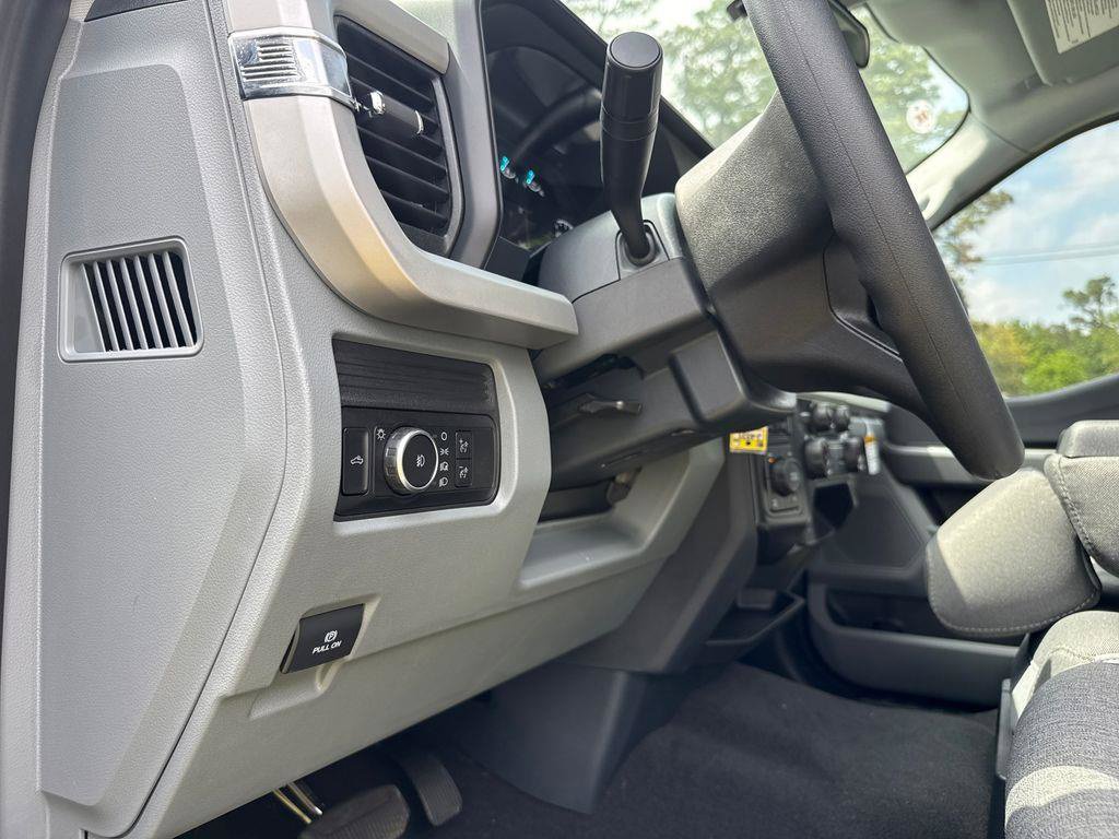 New 2026 Ford F250 XL w/ STX Appearance Package AWD/4WD image 17