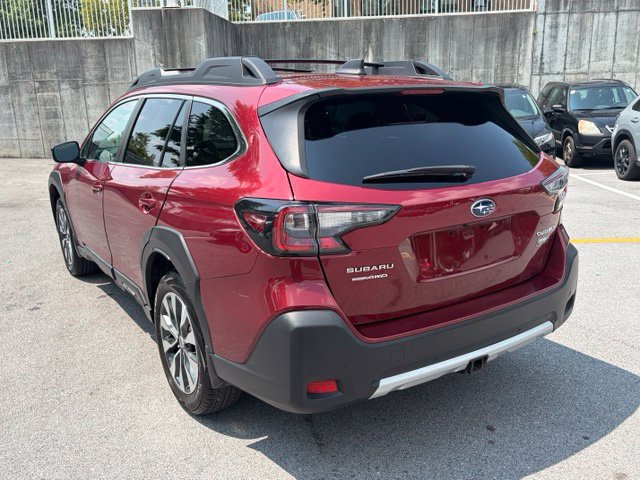 Used 2023 Subaru Outback Limited AWD/4WD image 5