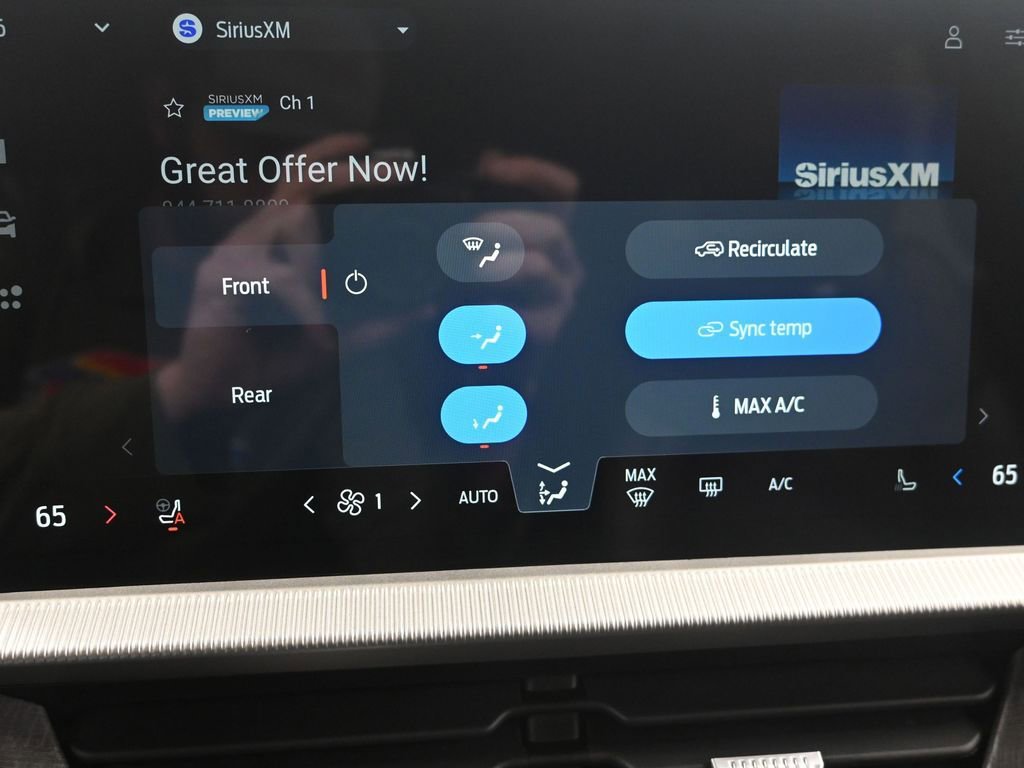 Used 2025 Ford Explorer Platinum w/ LUX Leather Package image 22