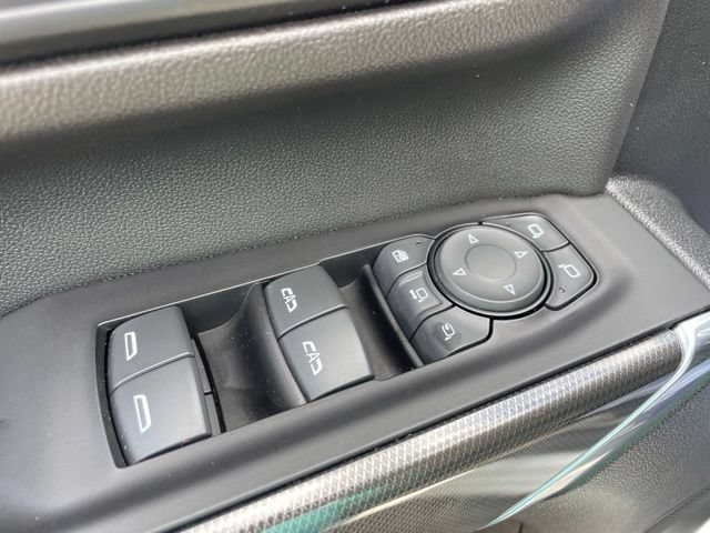 Used 2022 GMC Sierra 2500 AT4 AWD/4WD image 10