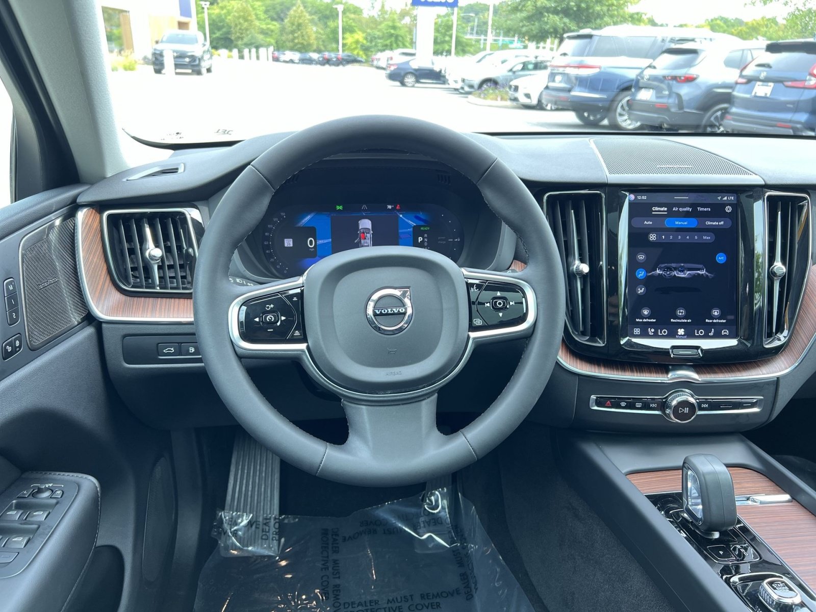 Used 2024 Volvo XC60 T8 Plus w/ Protection Package Premier AWD/4WD image 16