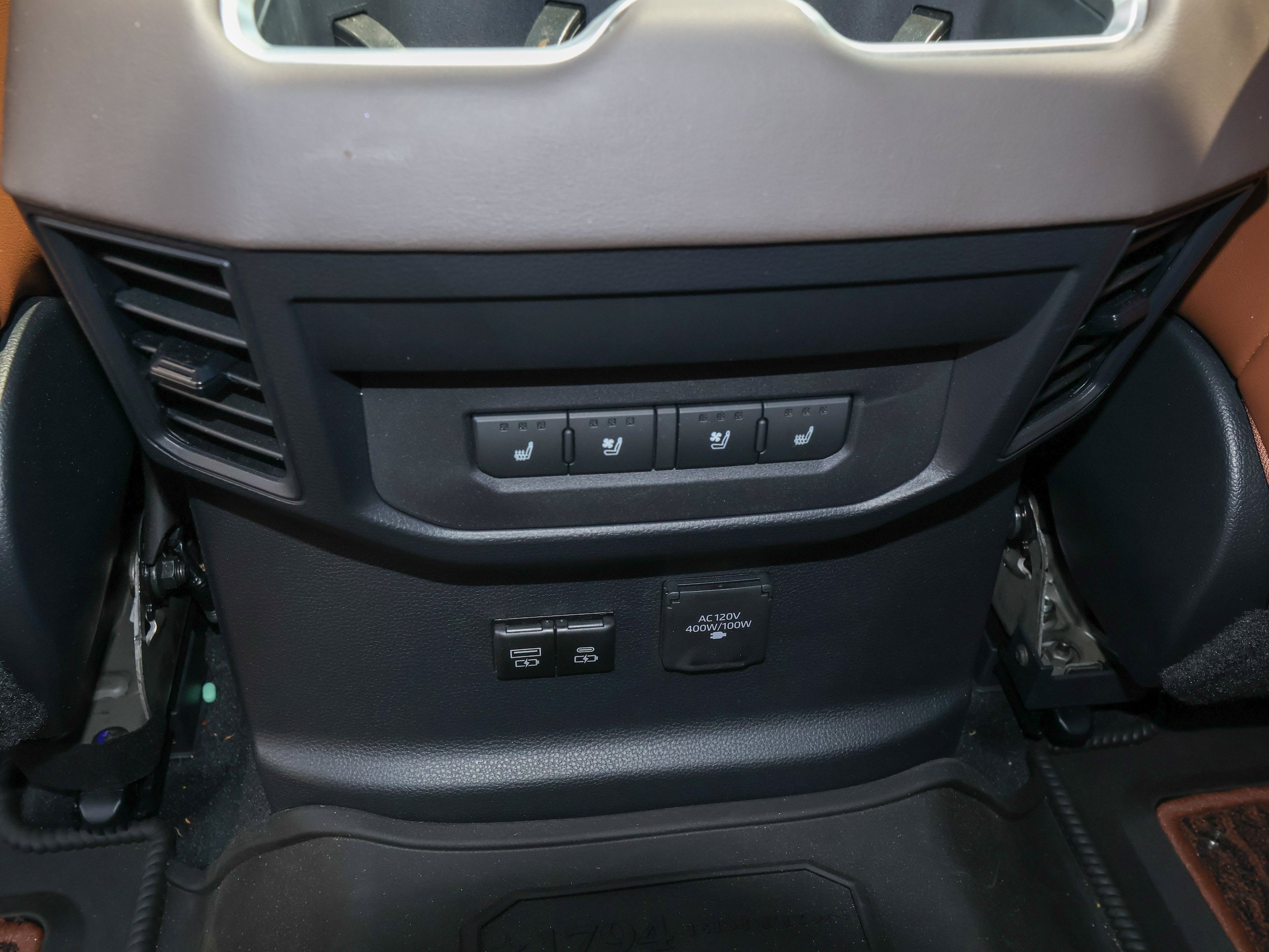 Used 2024 Toyota Tundra 1794 Edition AWD/4WD image 16