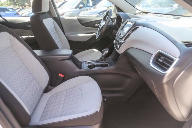 Used 2023 Chevrolet Equinox LS FWD image 17