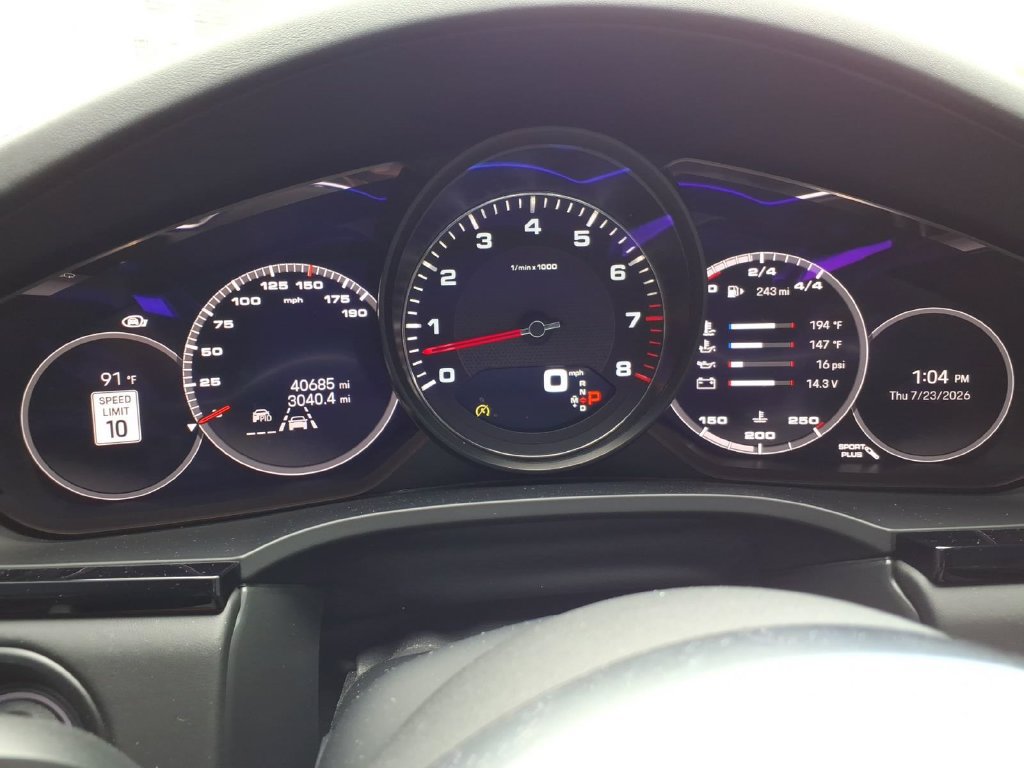 Used 2023 Porsche Cayenne S Platinum AWD/4WD image 24