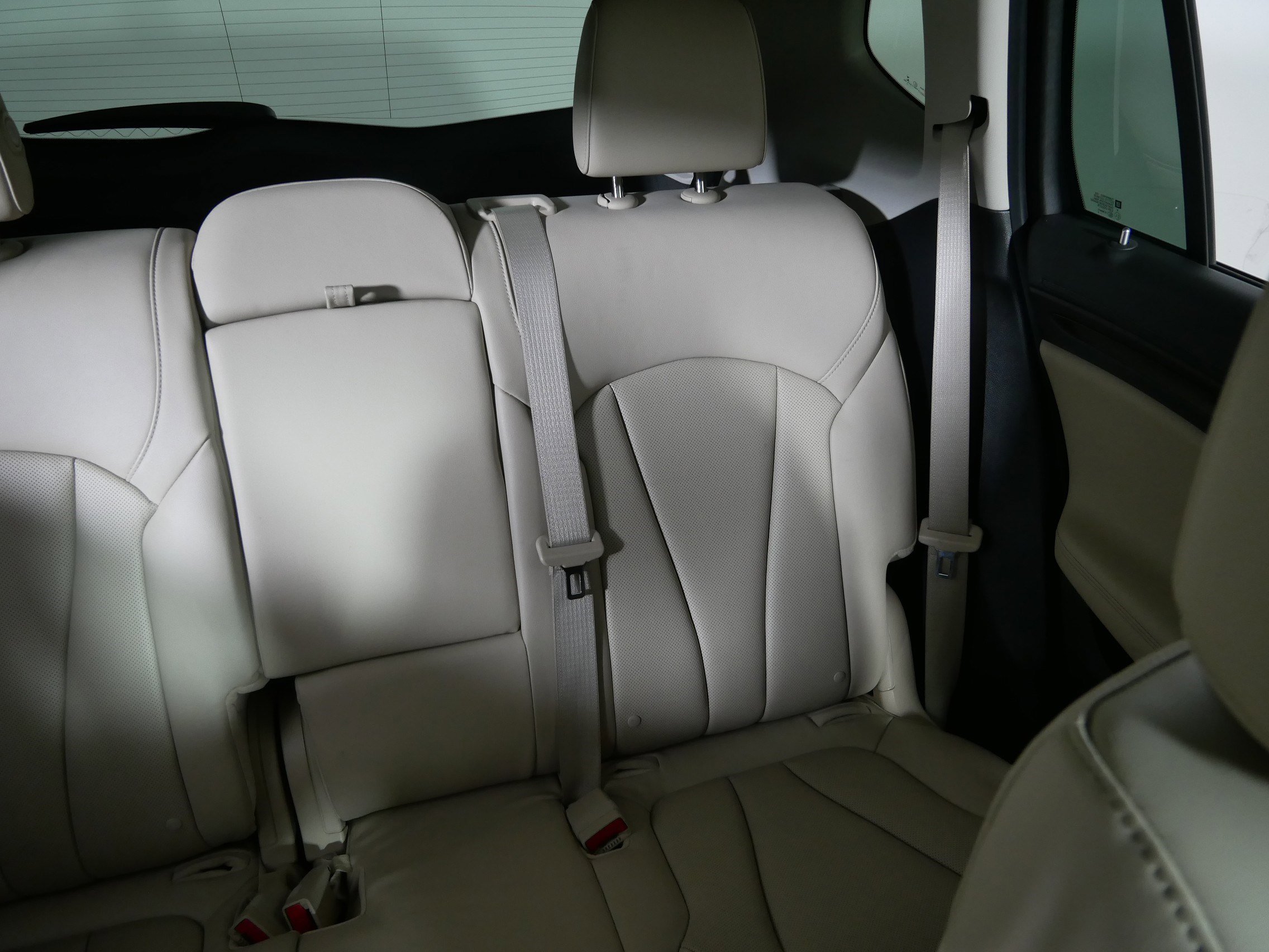 Used 2020 Buick Envision Premium w/ Driver Confidence Package image 14