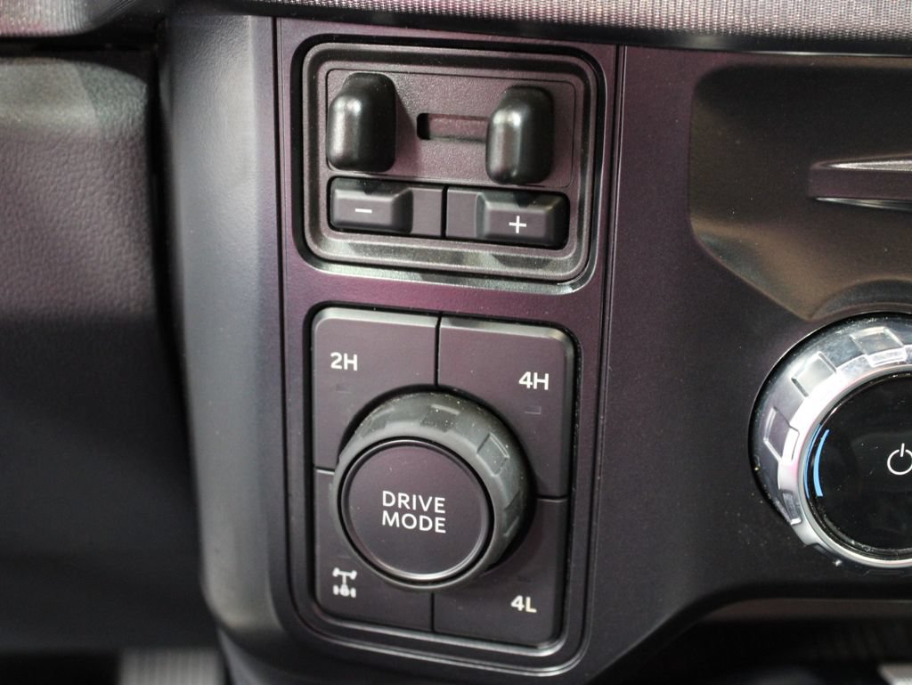Used 2025 Ford F350 Platinum AWD/4WD image 73